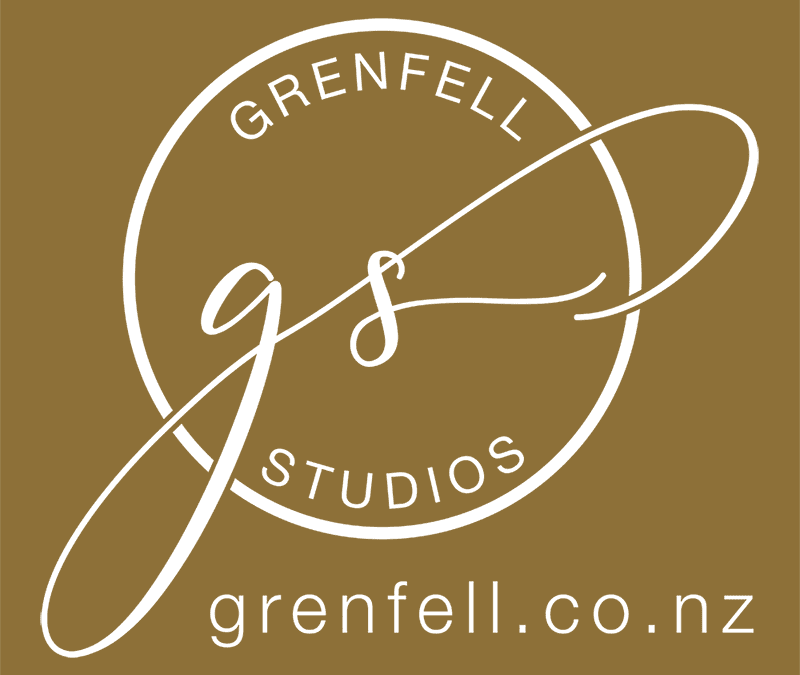 Grenfell logo white on gold 800px